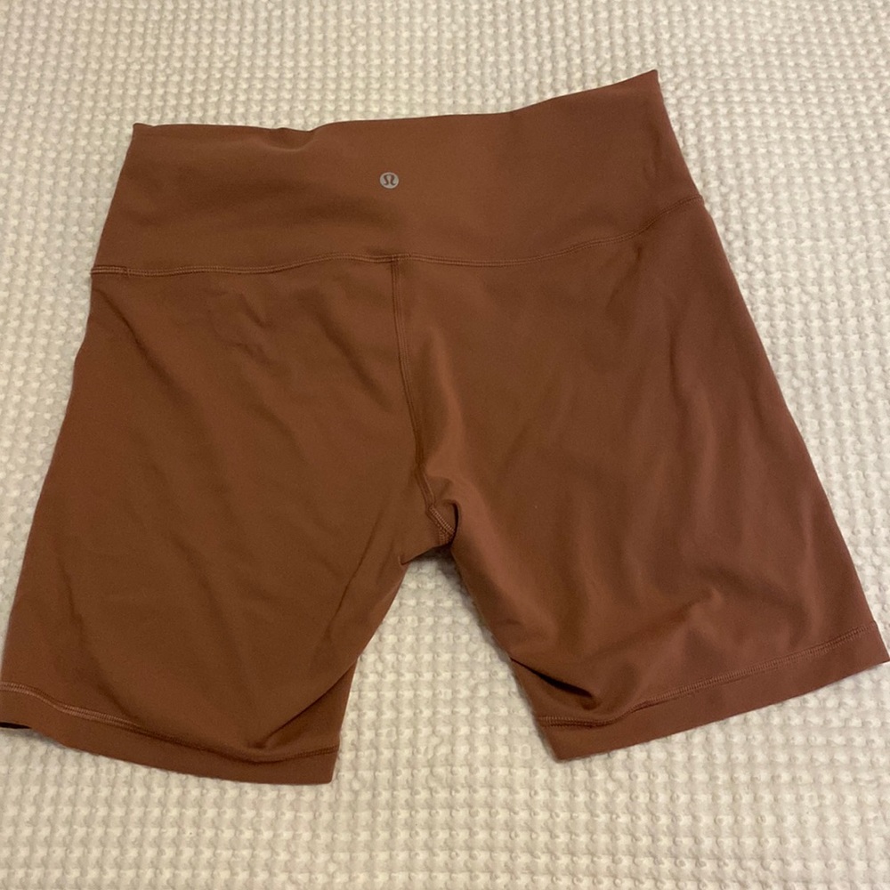 Lululemon HR size 14 shorts
